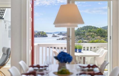 景觀, Gorgeous Home In Gjeving With Wifi in 耶溫