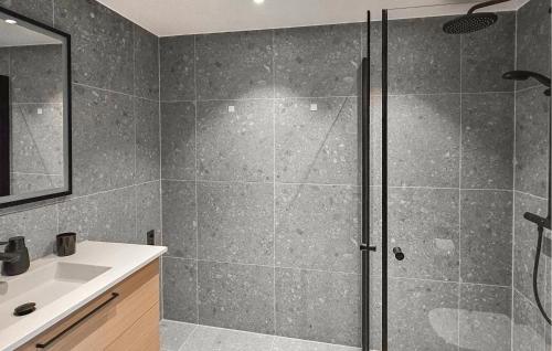 Amazing Apartment In Hemsedal With Wifi