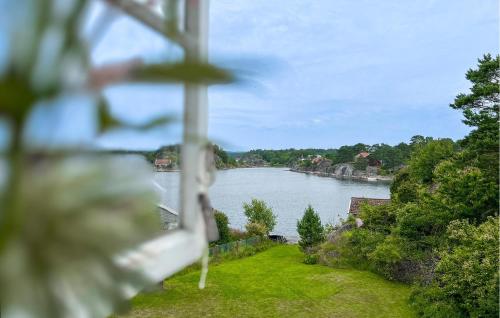 Skats, 2 Bedroom Beautiful Home In Høvåg (2 Bedroom Beautiful Home In Høvag) in Høvåg
