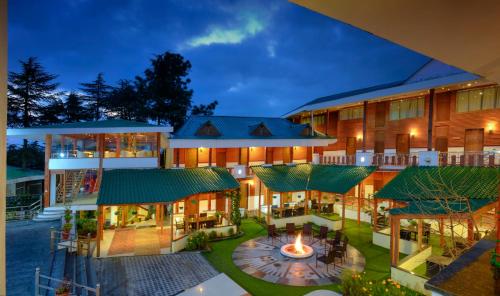 ทัศนียภาพภายนอกโรงแรม, ทรีเฮาส์ เจล วิลลา (Treehouse Chail Villas) in ไชล์