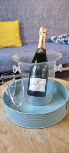 طعام و مشروبات, La petite maison en champagne in Saint-Lye