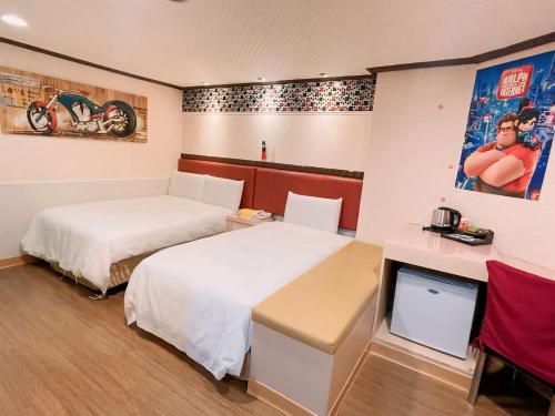 room detail thumbnail 1