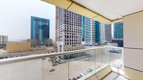 Primestay - Cozy & Spacious 1BR in Dubai Marina - image 9