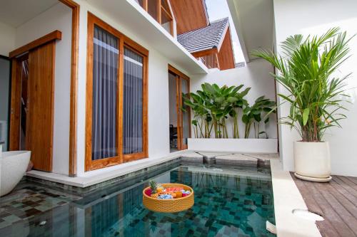 A15 - Private Villa in Seminyak - Big Pool - ALL NEW, Bali