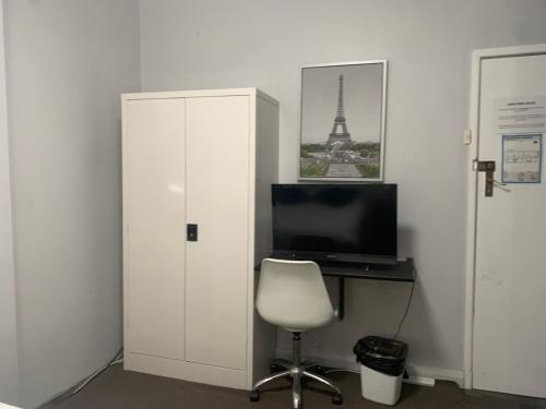 Manly Bunkhouse - image 12