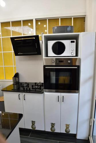 Appartement charmant au Gosier avec terrasse de 32 m² - image 9