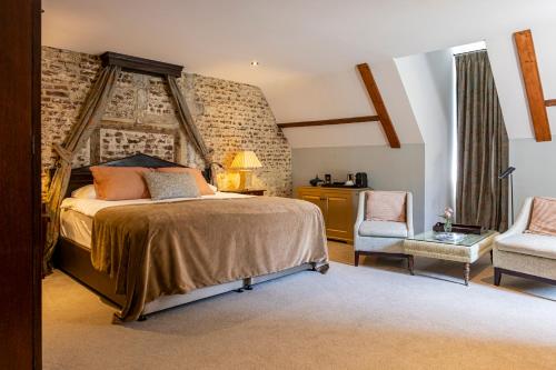 Van der Valk Hotel Kasteel Terworm Room Type - Baronessuite