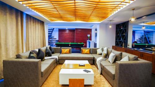 Fiora Hotel in 穆里