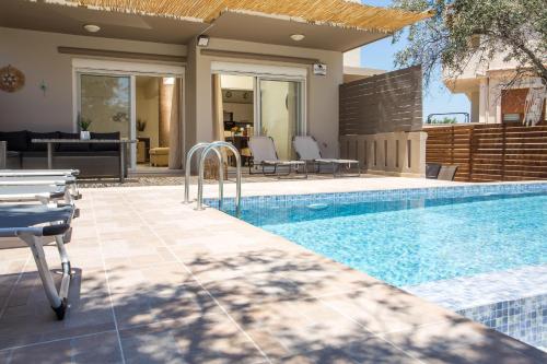 Villa Frady 4