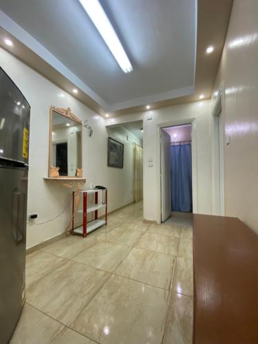 Apartment near airport - image 5