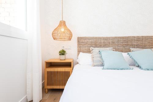 WintowinRentals Goleta Suites 2A - Tap to explore photos