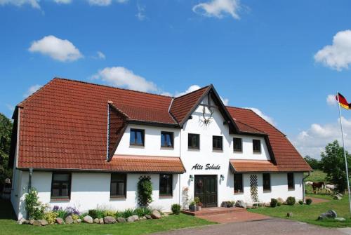 外部景觀, FeWo Hiddensee Mecklenburg Pool Alte Schule Barlin in 達爾貢