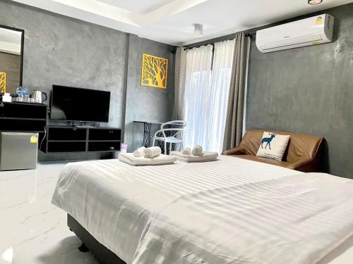 Chainat Grand Hotel. in Mueang Chai Nat