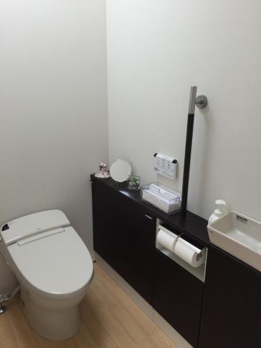 Bathroom, Guest House Channel Kan in Yoshinogawa