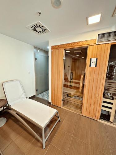 Hotel Pine - image 5