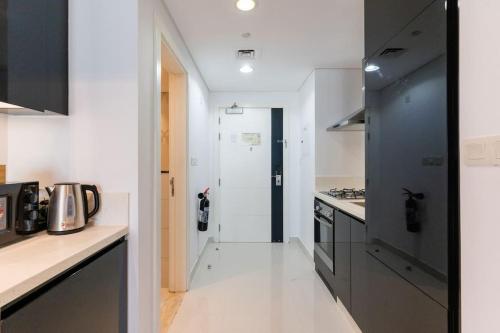 Canal View l Hotel Studio l Great Amenities, Дубай (фото 6)