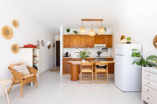 Home2Book Stylish Apt Pool & Terrace, Sand Club in ซานมิเกล