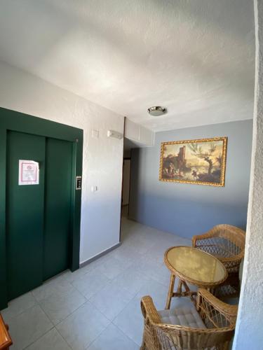 穆尼奥斯酒店 (Hotel Munoz) in 莫特瑞尔