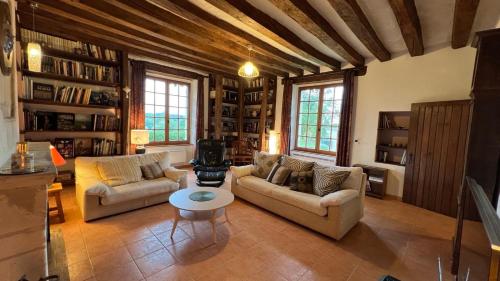 娛樂設施, Gîte Hurlevent (Gite Hurlevent) in 阿宰勒里多