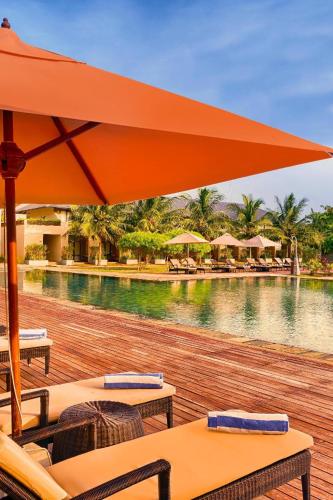 Sunrise Pasikuda in Pasikuda