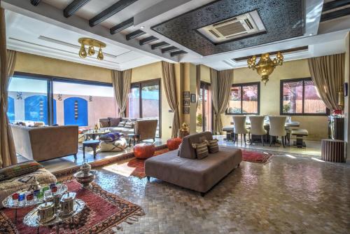 Villa Akadia luxurious with private swimming pool - main image