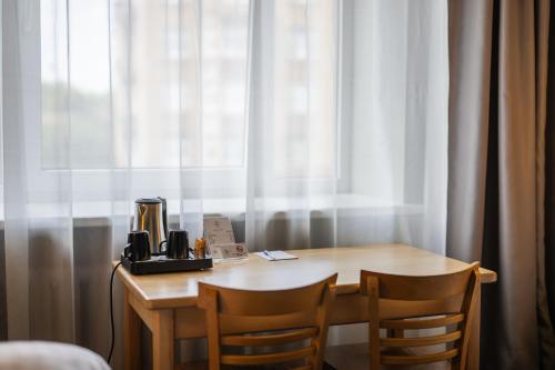 Classic Twin Room with Gym Access image 3