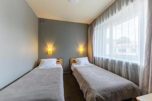 Triple Room with Gym Access image 4