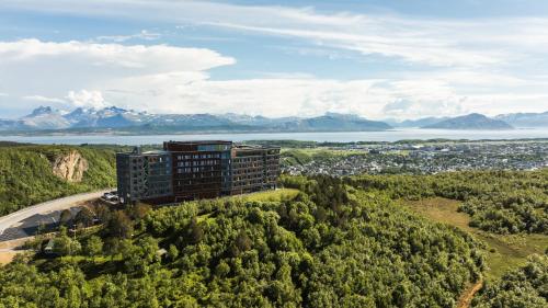 Wood Hotel