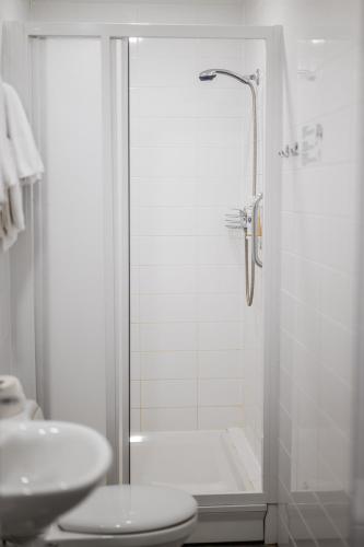 Triple Room with Gym Access image 2