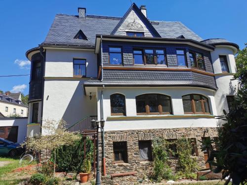 外部景觀, ansimali 1- Gemutliche FeWo mit Kuche und Gartenblick in Grunhain-Beierfeld fur Tierfreunde und Radl in 格林海恩-拜埃爾費爾德
