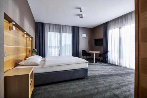 2 twin beds