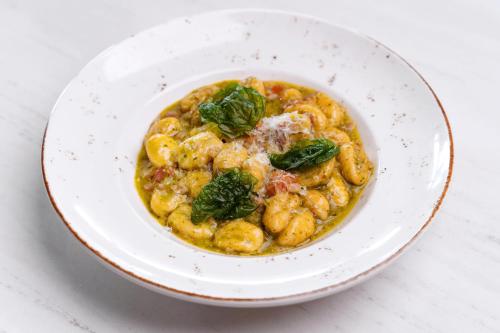 Hotel Pine - image 4