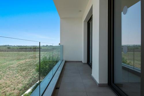 Kilátás, Serenity Waves Villa 9 in Perivolia