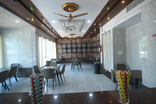 R Empire Revtree in Davangere