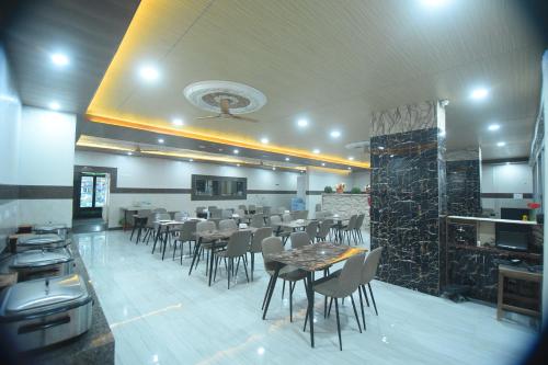 R Empire Revtree in Davangere