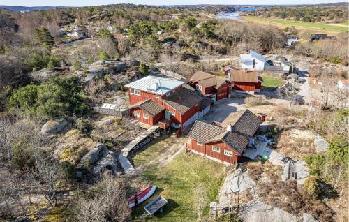 A szálláshely kívülről, 3 Bedroom Amazing Home In Grundsund in Grundsund