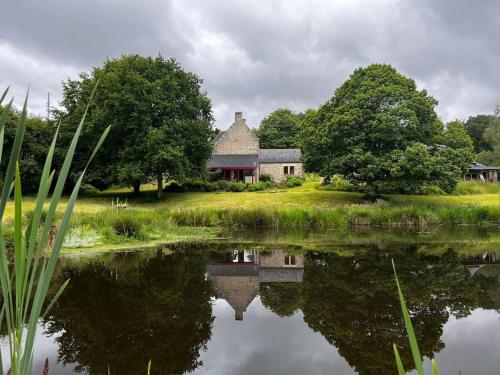 Manoir de Kergoat Vras in Plouegat Moysan