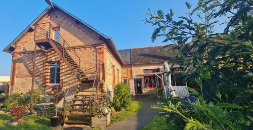 Chambres d'hôtes Maison Sainte-Suzanne chambre d'hôte Nouan-le-Fuzelier