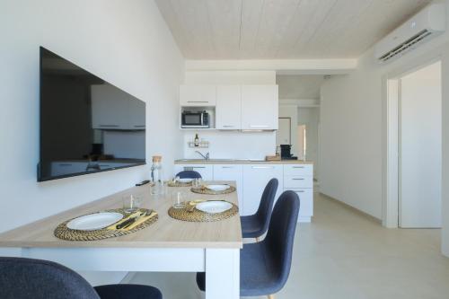 Facilities, Apartment With Elevator And Private Parking in Other