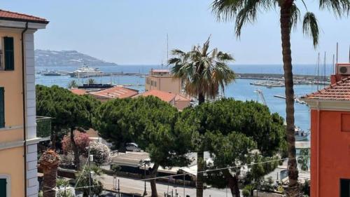 WH - Trilocale Bresca - 1 Passo Dal Porto - Centro - Wifi, San Remo (zdjęcie 3)