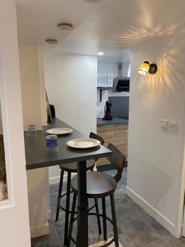 Konyha, appart studio RDC de maison avec extérieur proche Reims (appart studio RDC de maison avec exterieur proche Reims) in Tinqueux