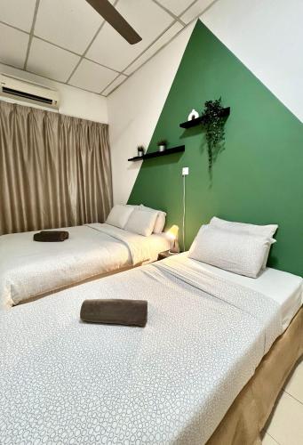 7 STAY#1 - 1 Room for 3 Pax at Kuala Berang -Best Travelers Stay in Kuala Berang