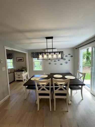 Newly Renovated Cape Cod House in Sandwich, USA