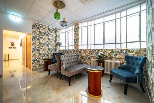 Hotel Corvinus - image 14