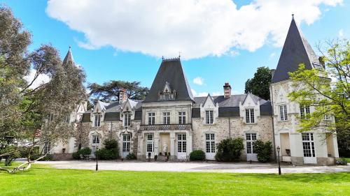 Chateau du Bois de La Noe in Bouaye