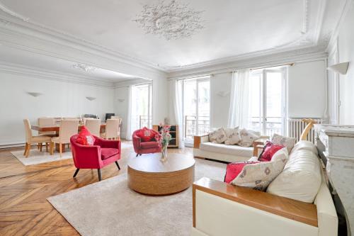 Le Petit Hôtel - Appt 6p 127 m² à Paris - main image