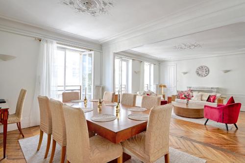 Le Petit Hôtel - Appt 6p 127 m² à Paris - image 10