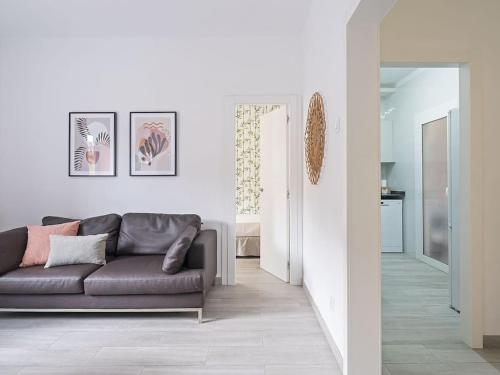 Three-Bedroom Apartment image 9