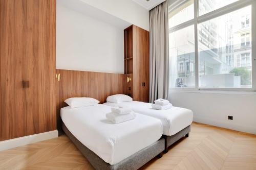 Sleek apartment - 2BD 4P - Champs Elysees - image 7