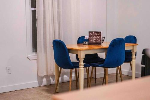 Cozy 2BR-Walk to Tufts & Green Line, Near Boston! in 梅德福